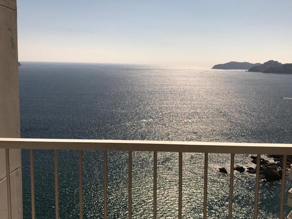 Suite Frente Al Mar En Torres Gemelas Acapulco Exterior foto